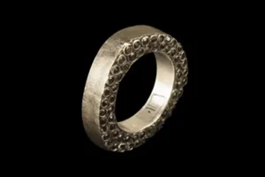 Black-triangle_black-cubic-zirconia-silver-ring Black Triangle: black cubic zirconia silver ring