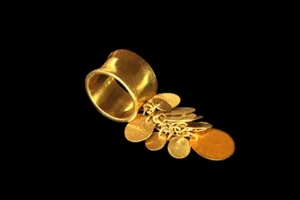 Golden Jingle – Brass ring Golden Jingle - Brass ring