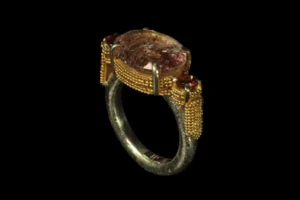 Halo 1 - Gold Plated Silver ring with Super Seven Quartz & Garnets